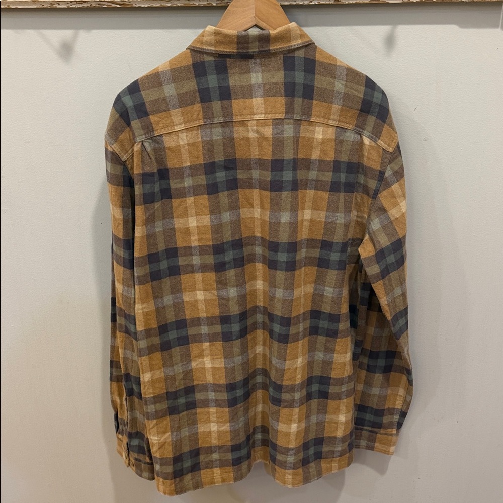 Patagonia Men's Long-Sleeved Organic Cotton Midweight Fjord Flannel Shirt Large - Picture 3 of 9